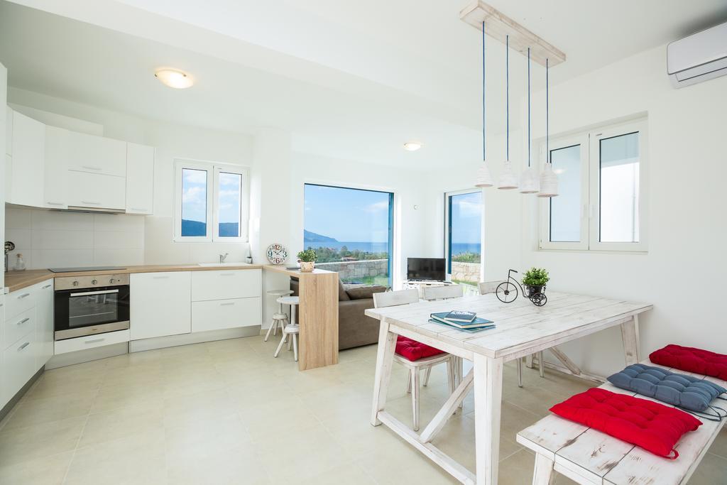 Triton Sea View Villa Jeorjúpoli Kültér fotó
